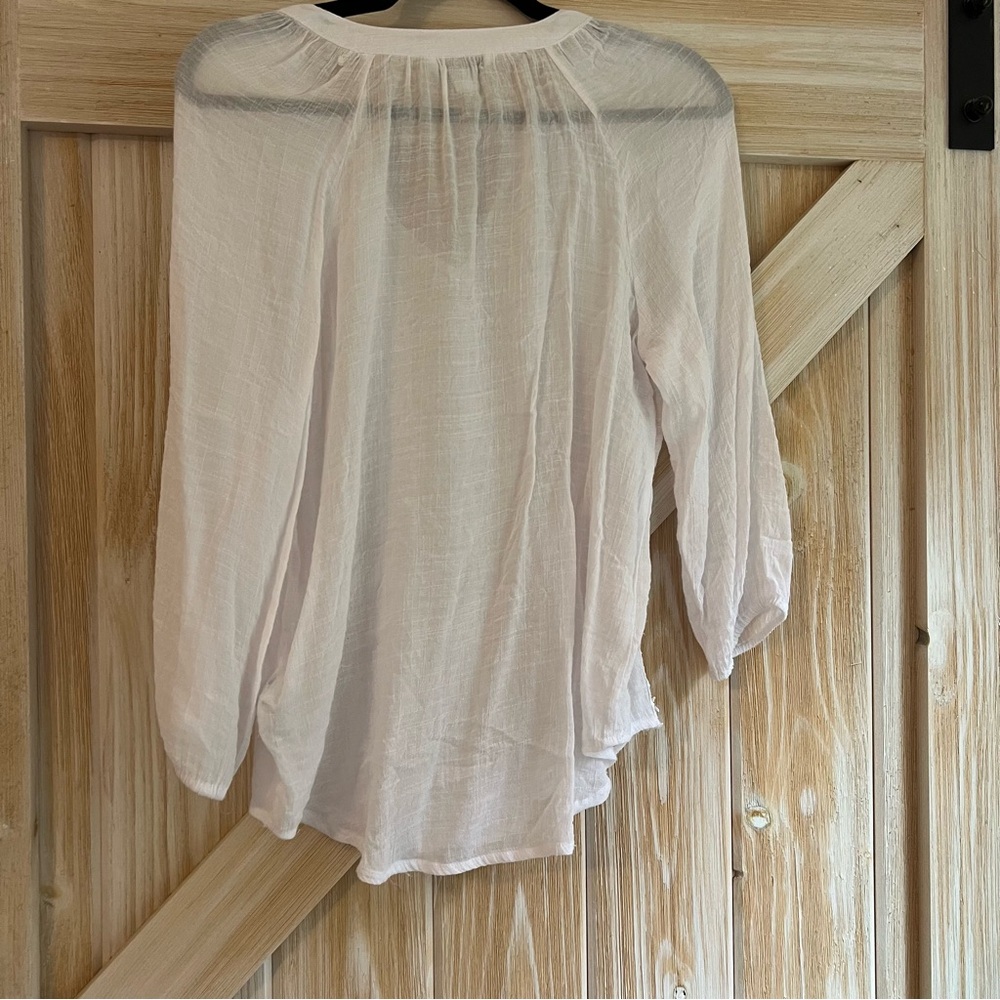 White counterparts three-quarter sleeve gauze style blouse size small - Picture 5 of 10
